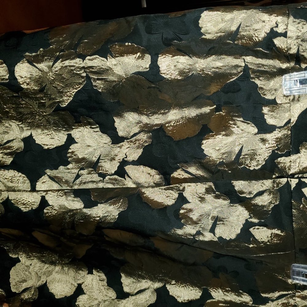 Ashro Suit - Picture 8 of 9